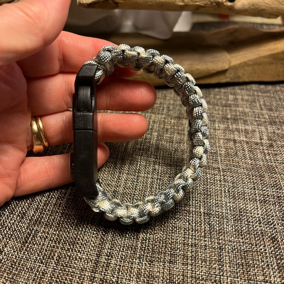 5293-HTT Paracord Bracelet Waterproof Outdoor Adjustable Survival-Snake Camo - Picture 4 of 10